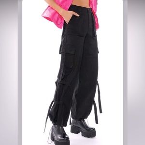 Call It black cargo pants 🖤